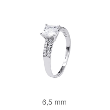 Foto de Solitario de plata con circonita